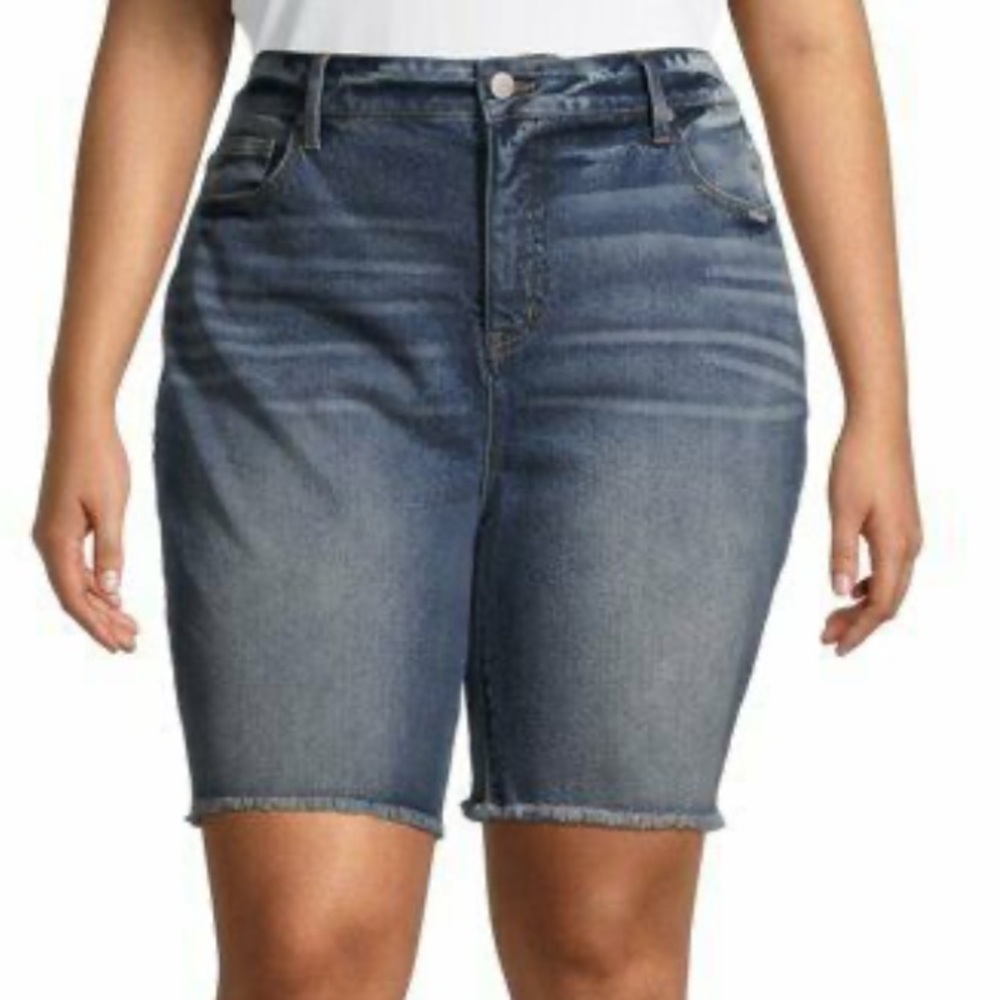Terra & Sky Jean Shorts Stretchy Denim - Size 24W